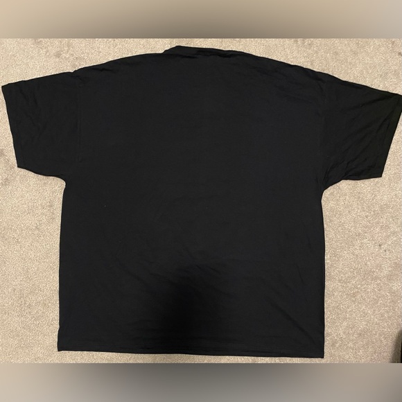 PREDATOR - classic crewneck graphic tee - Picture 11 of 11